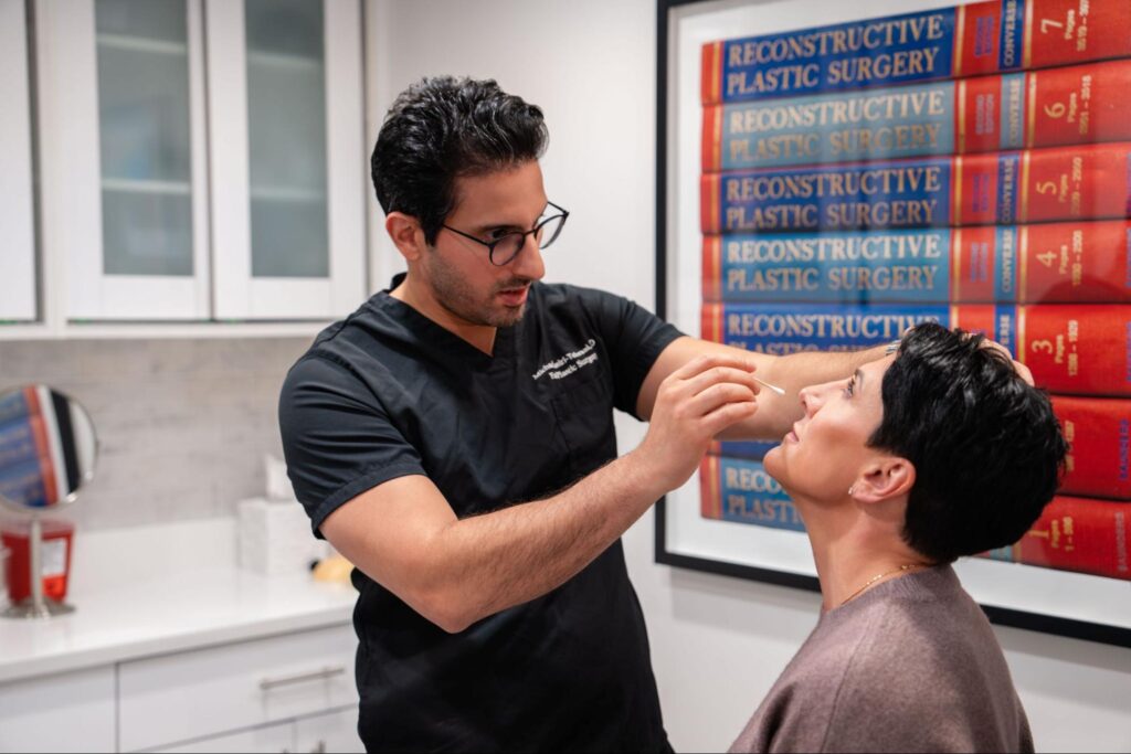 How A Closed Rhinoplasty Helps Fix Common Nasal Issues